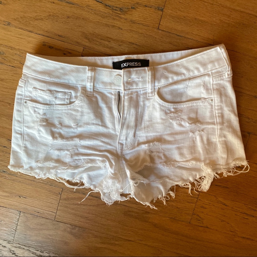 Express shorts